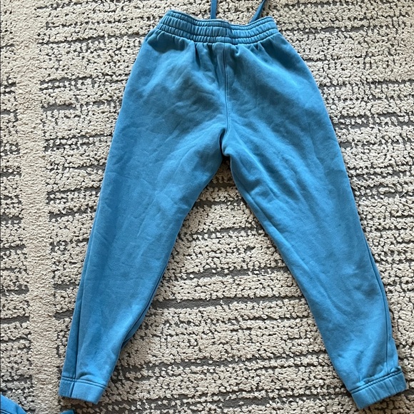 Nike LeBron James Strive for Greatness Set Boys M - Picture 13 of 14